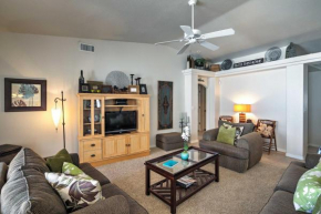 Cozy Family-Friendly Home 7Mi to Lake Havasu City